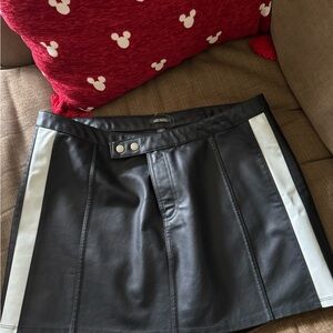 Wild Fable Black and White Mini leather like Skirt
